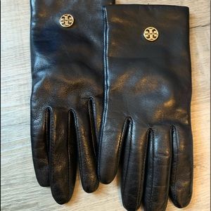Tori Burch leather gloves